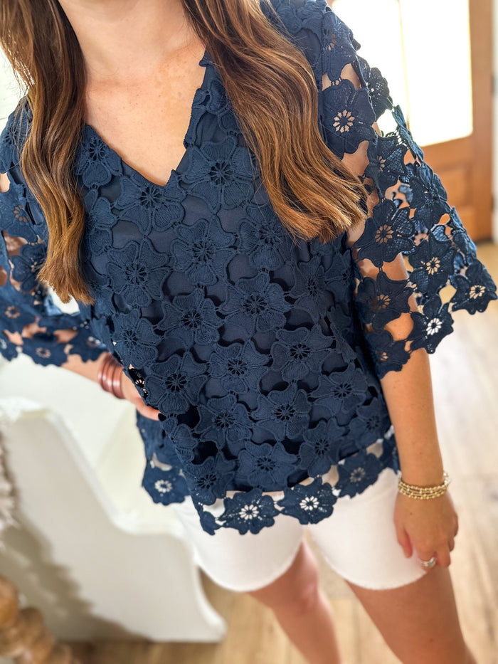 navy flower top with 3 quarter sleeves