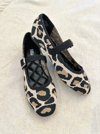 mia britta flat print 