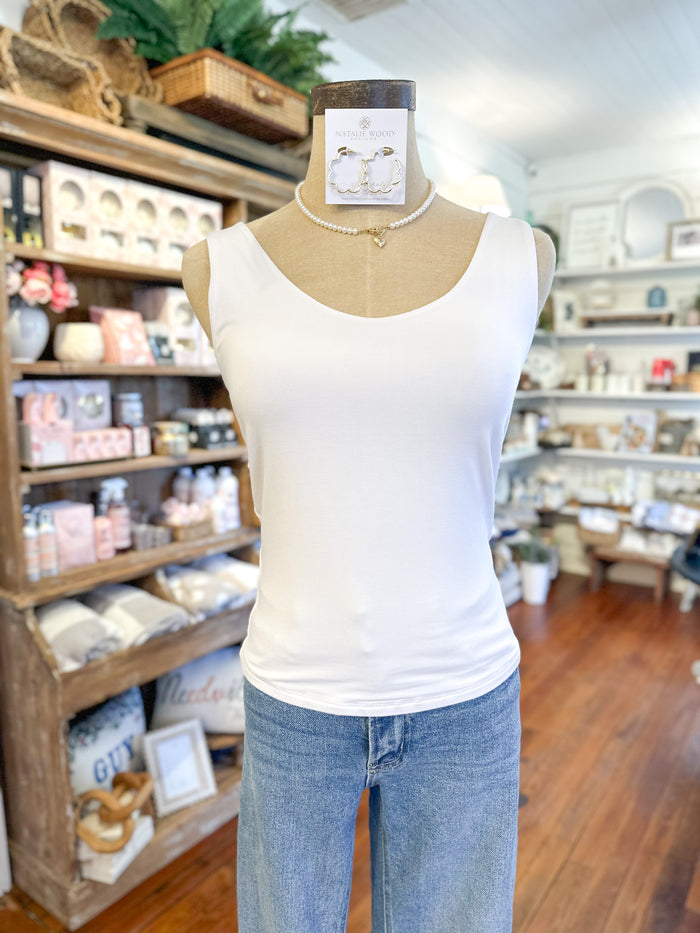 white crop tank top for layering
