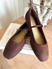 Brown suede flat with buckle 