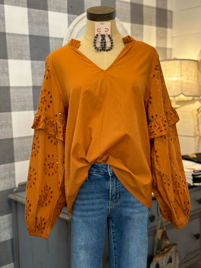 mud pie amaya top in rust 