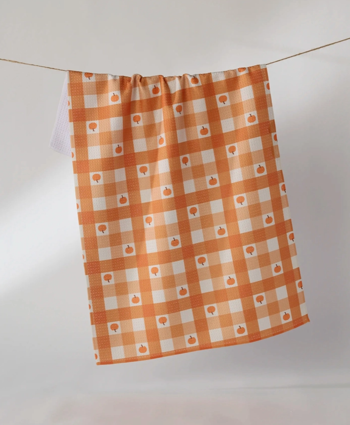 geometry pumpkin checkered tea towel 
