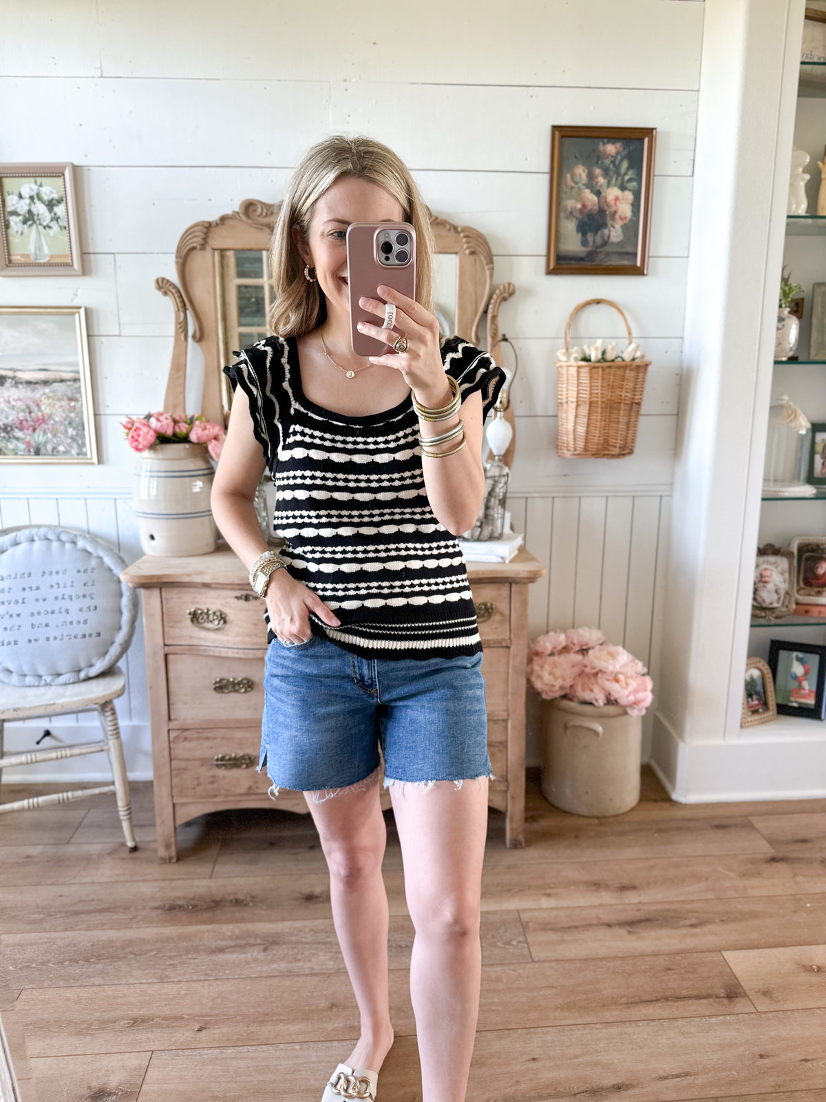 black and cream sweater top 