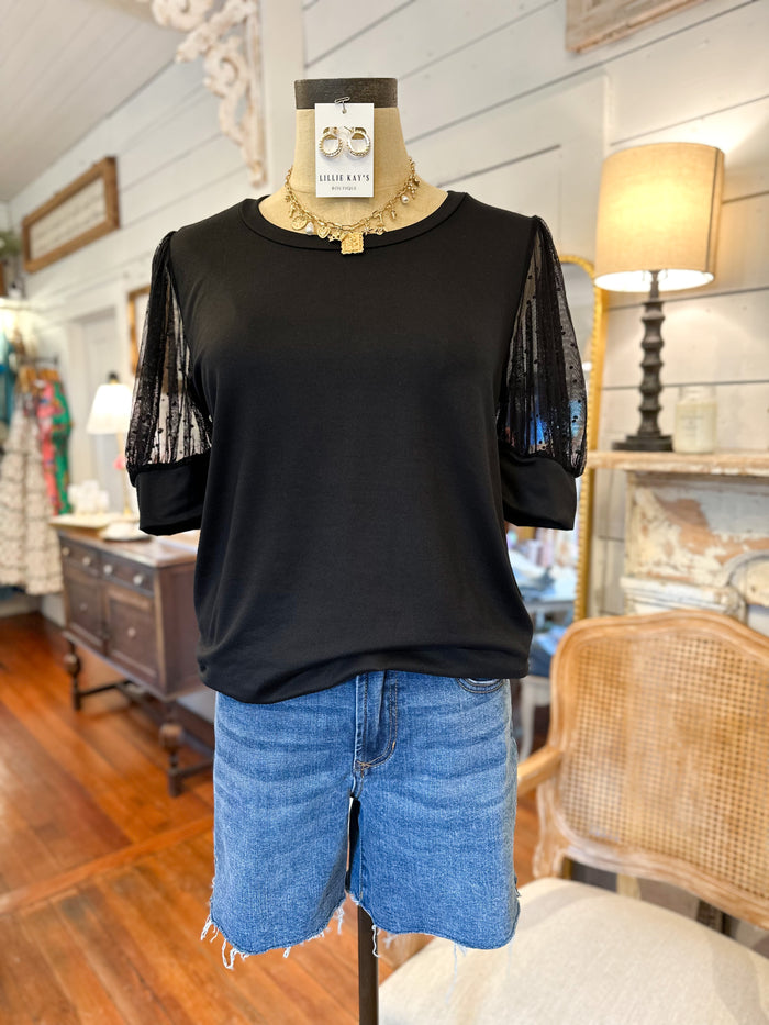 black casual top with lace sleeves 