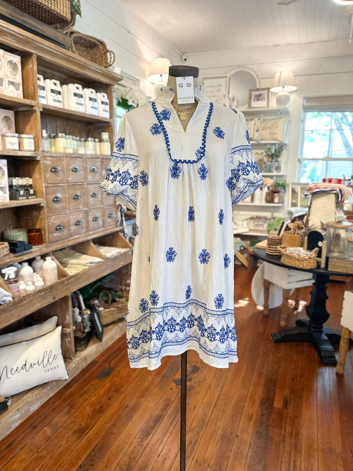 blue and white embroidered dress umgee