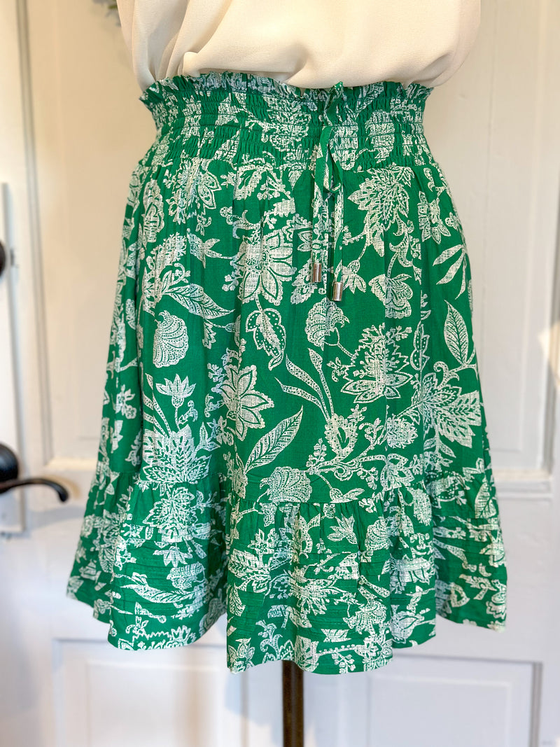 green elastic waist skirt with printed design 