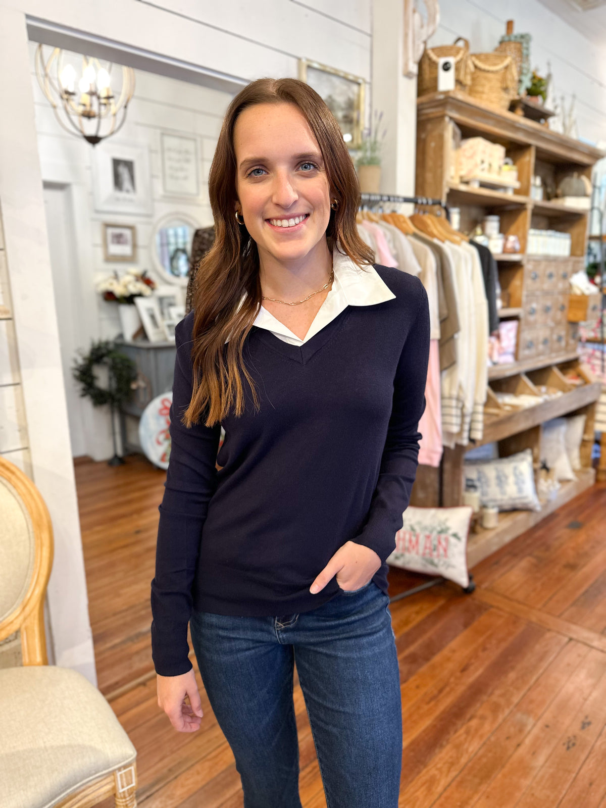 navy blue 2-in 1 sweater top with white collar 