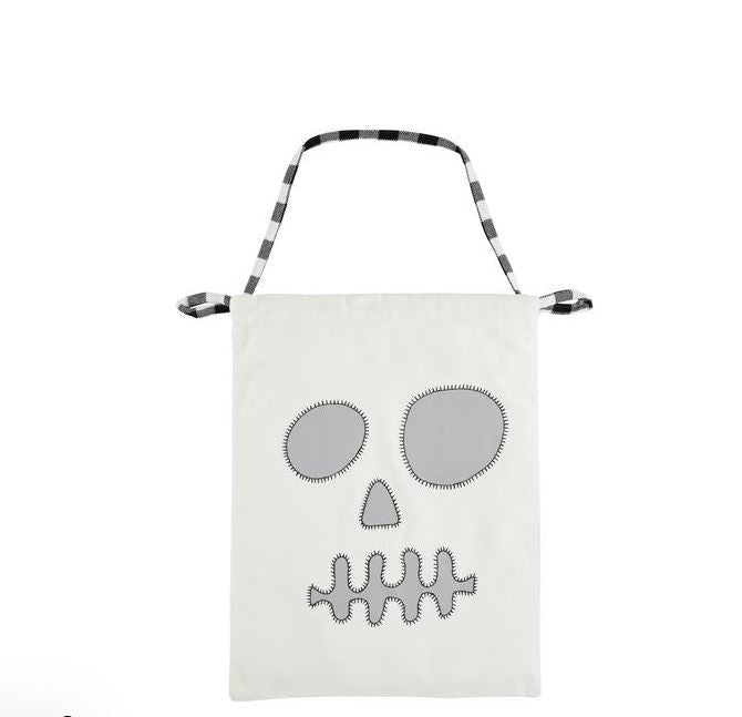 Tote bag with skull design on a white background mud pie treat bag