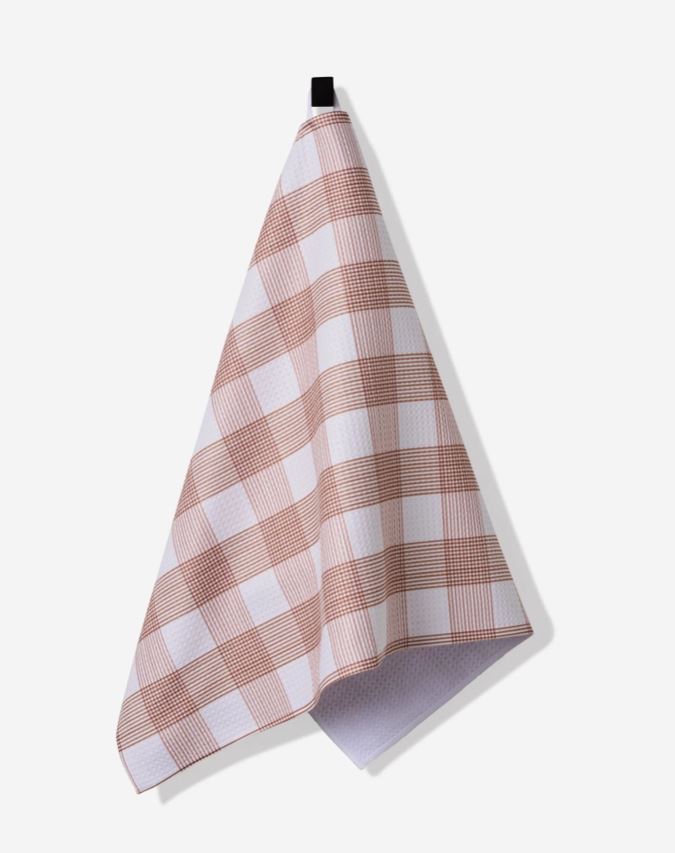 geometry vintage gingham towel 
