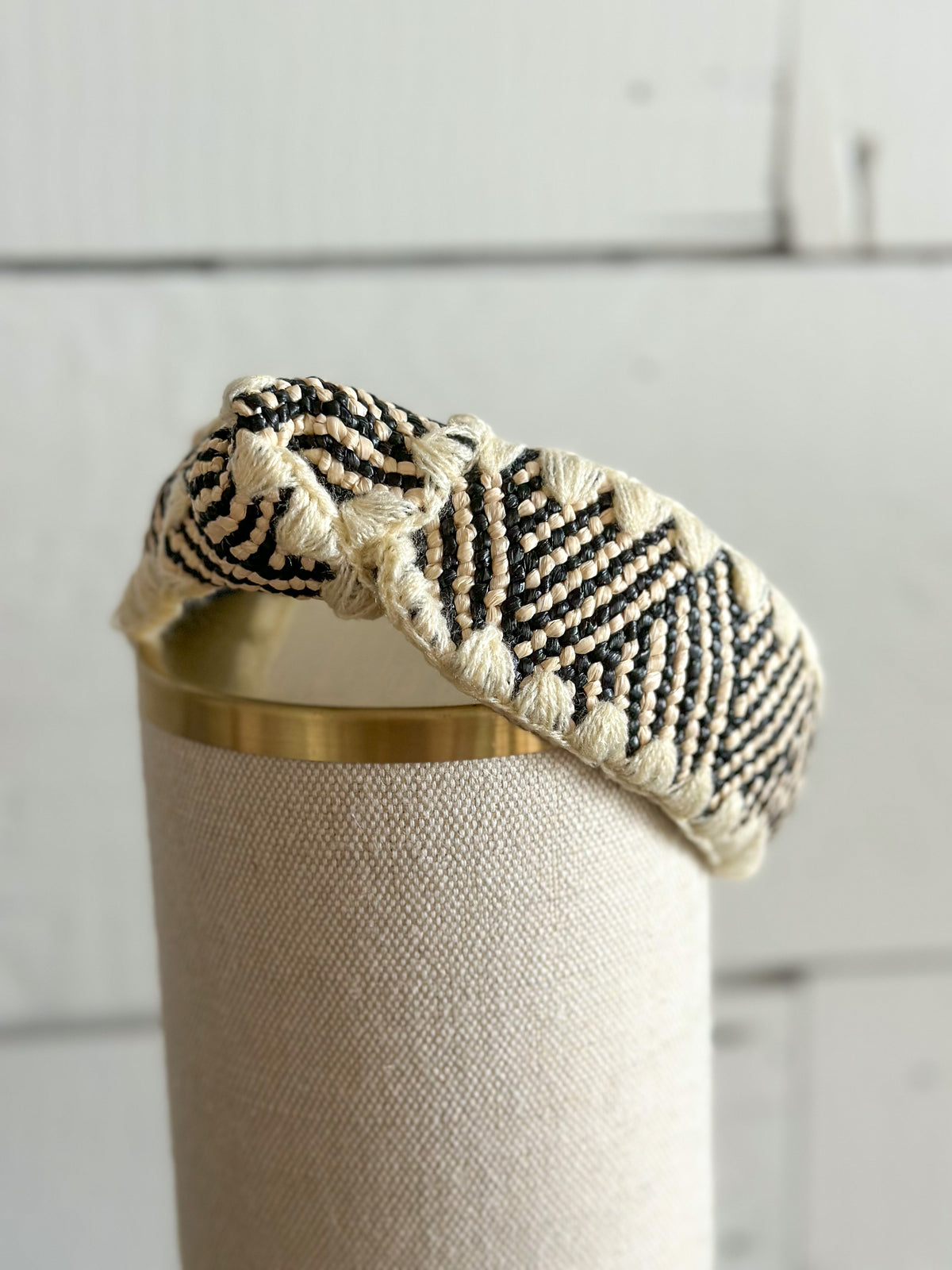 knotted headband black and cream